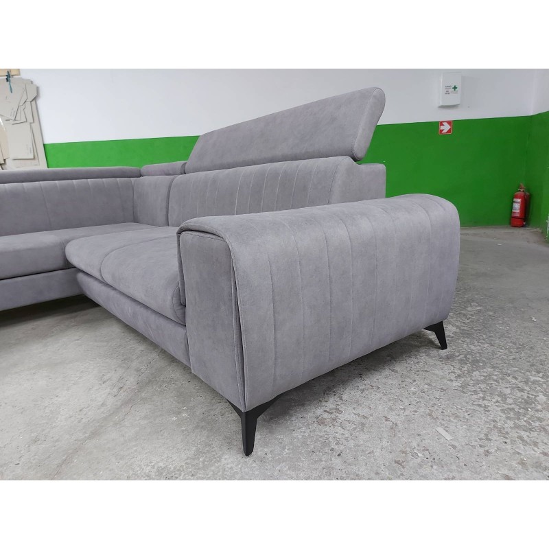 Coltar living cu design modern ARON, extensibil cu lada si tetiere cap reglabile, picioare inalte, modular, la comanda