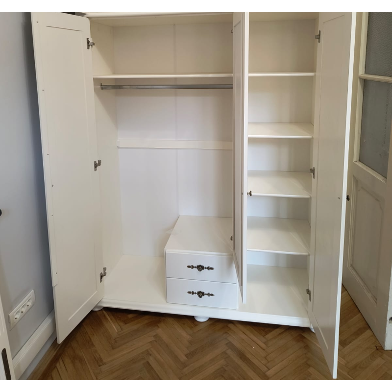 Dulap lemn masiv 3 uși cu sertare – dulap dormitor Mara