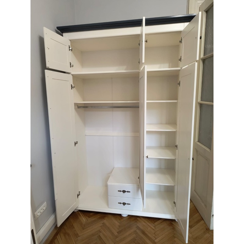 Dulap lemn masiv 3 uși cu oglindă, sertare și suprapozabil – Mara