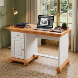 Birou mic lemn masiv Bucov – compact și elegant