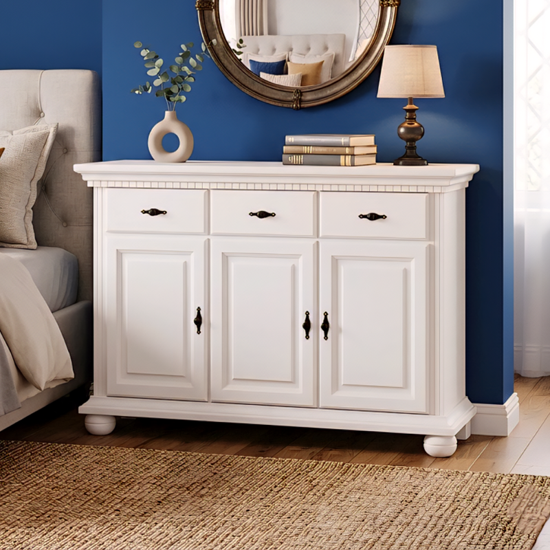 Comodă Bucov din lemn masiv albă – 3 uși și 3 sertare