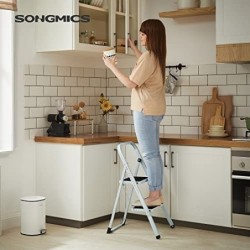 Songmics GSL12WT Folding Step Ladder with 2 Steps, Folding Section, Safety Locking Mechanism, Easy to Store, Load Capacity 150 kg, TÜV Rheinland-Tested to EN14183