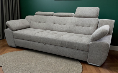 Design interior: cum să combini canapeaua cu covoare, perne și accesorii pentru un living armonios